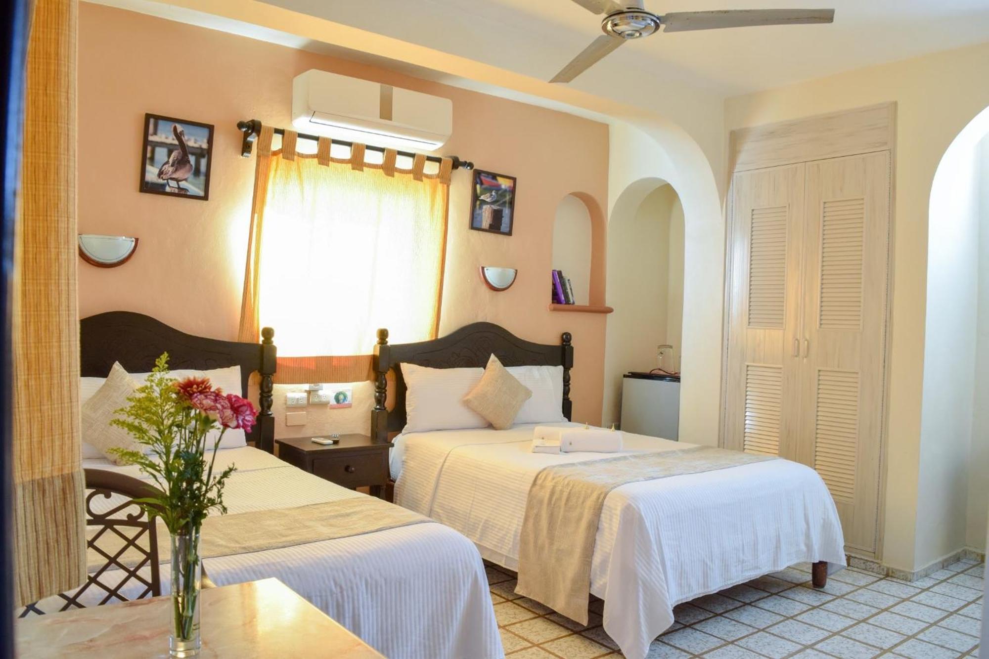 Hotel Bucaneros Isla Mujeres Dış mekan fotoğraf